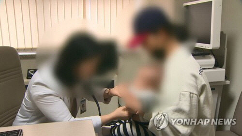 소아진료 [연합뉴스]